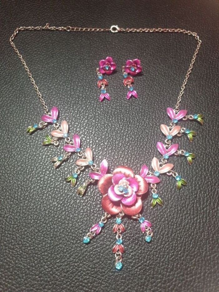 Parure fleurs 2 pièces vintage