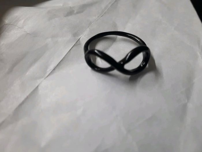 Bague infini noir