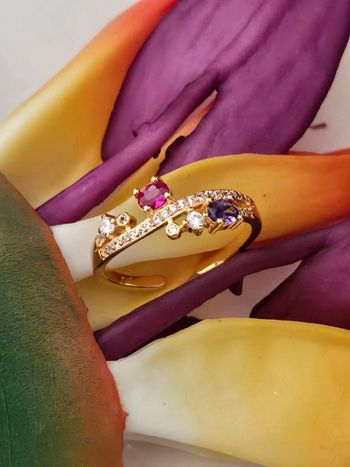 Bague ajustable avec zirconium et ses pierres topaz en acier inoxydable