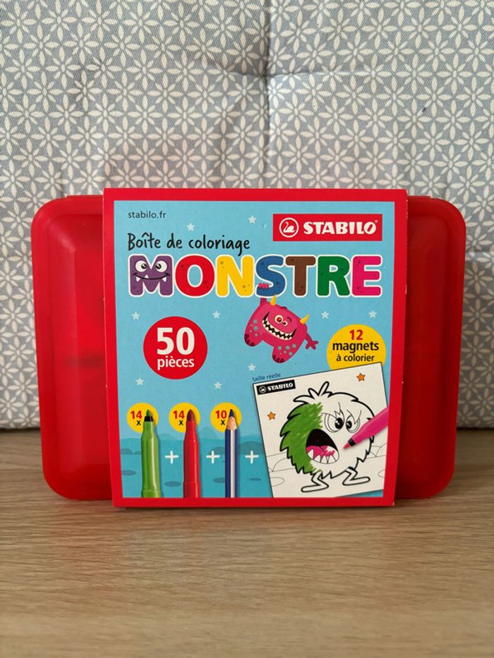 Boite de Coloriage 50 Pièces "Monstre"