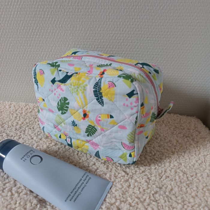 Trousse maquillage 💄 oiseaux des îles 🐘🦜🦤 - photo numéro 3