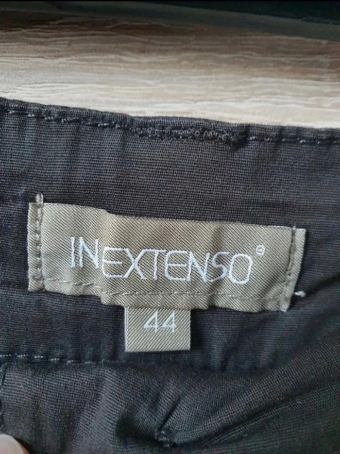 Short . - photo numéro 3