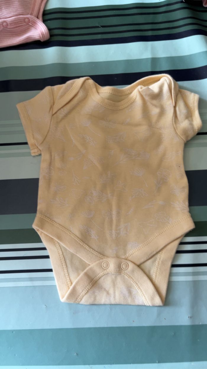 Body bébé - photo numéro 2