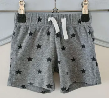 Short Amazon Essentials, taille 3/6 mois