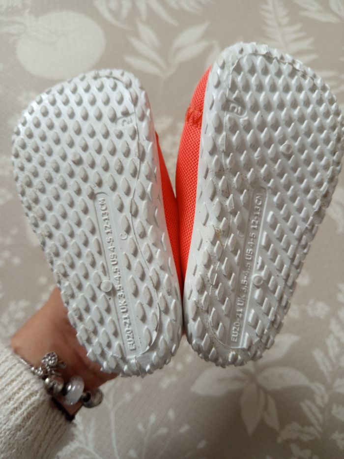 Chaussures de piscine - photo numéro 3