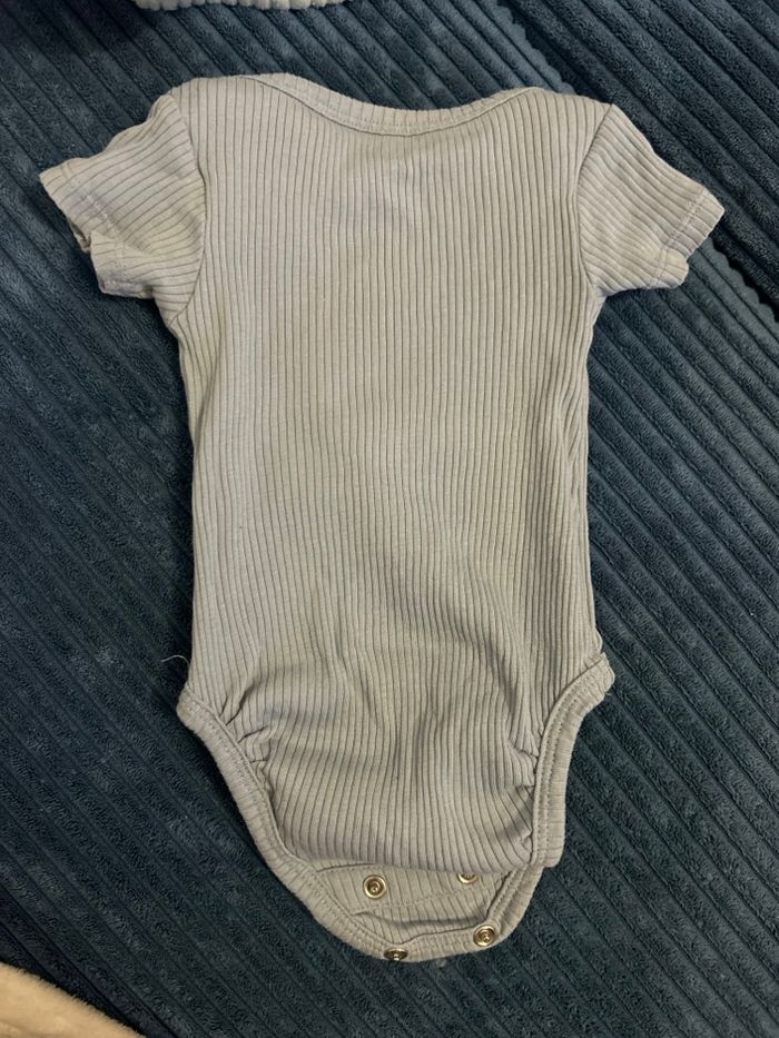 Body sans manche & 2 avec Manche - photo numéro 2