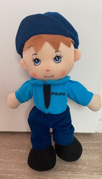 Peluche policier