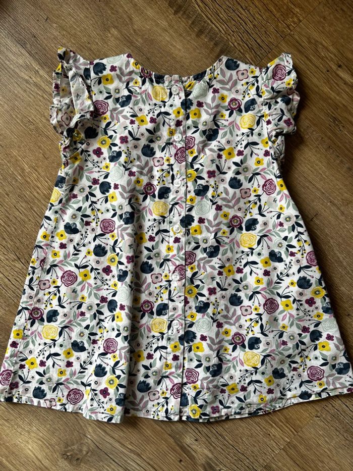 Jolie robe d’été fleurie - photo numéro 3