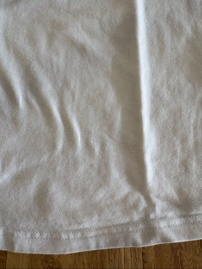 3 t-shirt taille 8 ans - photo numéro 3
