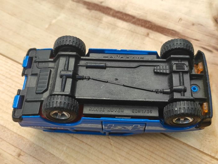 Majorette range rover bleu échelle 1/36 - photo numéro 6