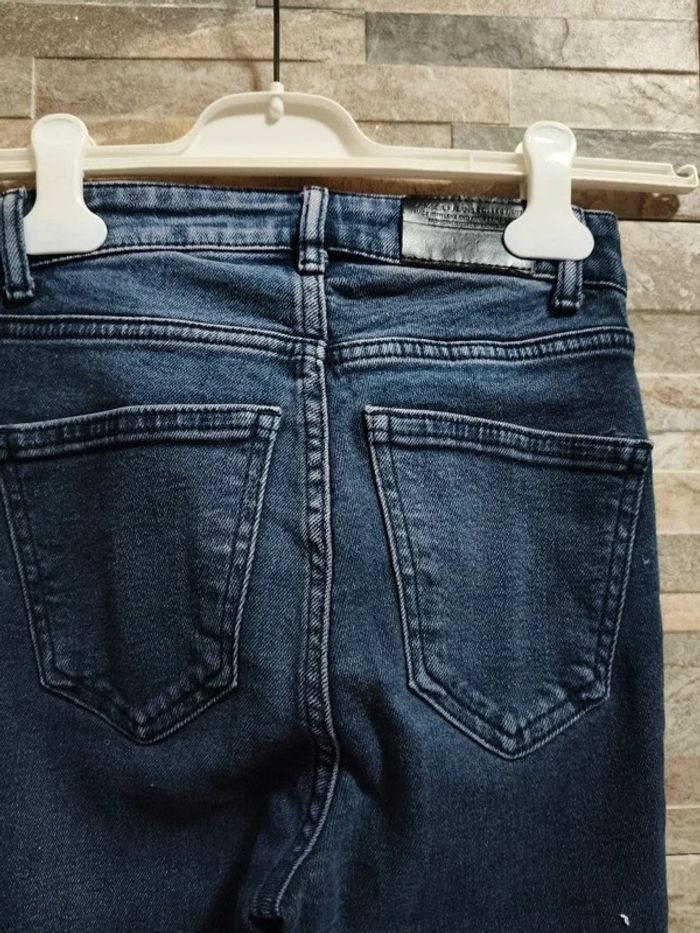jeans à pattes d'éléphant - photo numéro 3