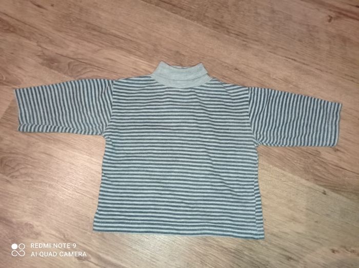 Sous pull col roulé mixte, taille 3 mois