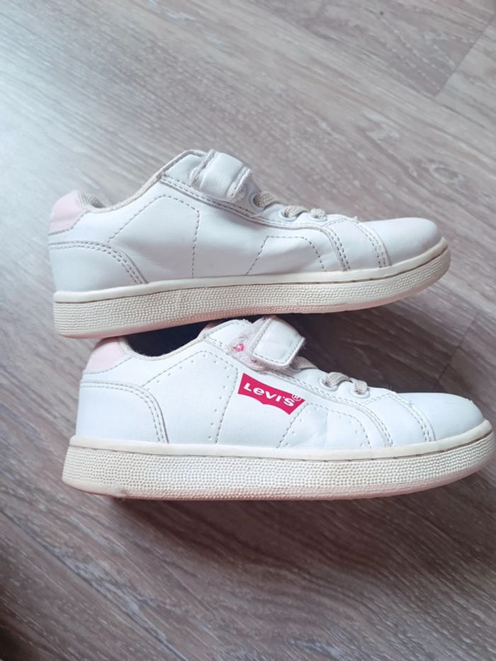 Baskets Levi's 28 - photo numéro 2