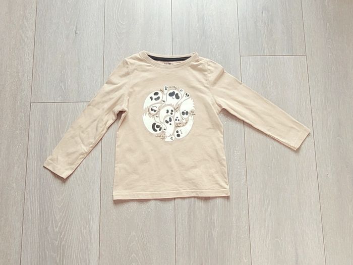 Maillot manche longue beige. Garçon 4 ans. Marque Kiabi