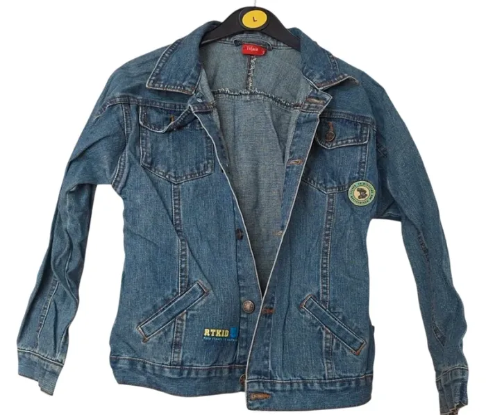 Veste en jean taille 10 ans en très bon état "tissaia"