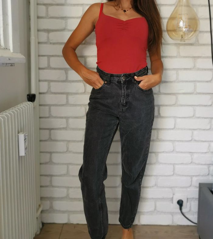 Jean boyfriend XS très bon état - photo numéro 3