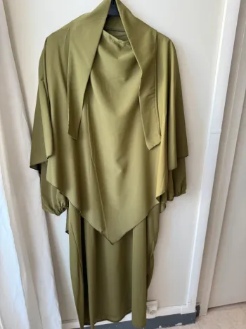 Ensemble Olive