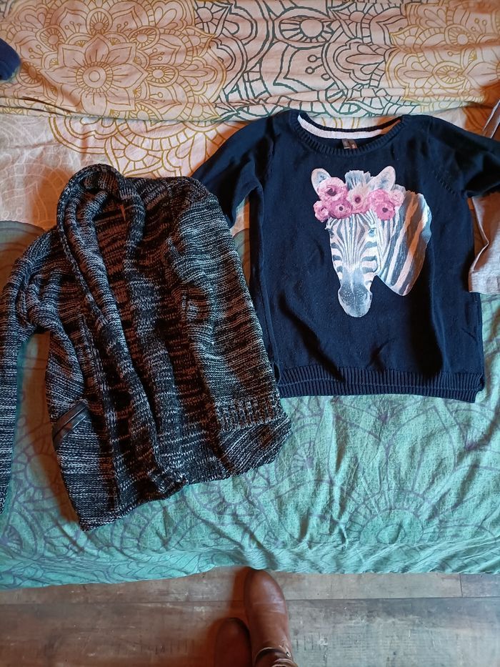 Lot vêtements 4 ans - photo numéro 3