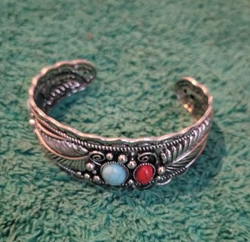 Bracelet femme argenté pierres plume neuf