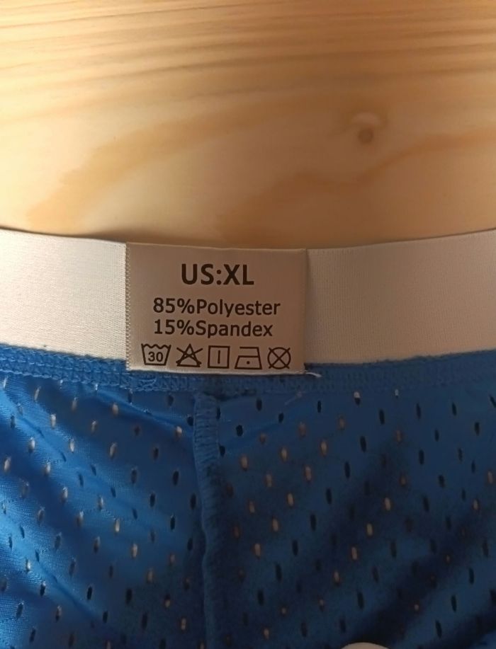 Short sport minimaliste homme XL – respirant mesh – neuf - photo numéro 3