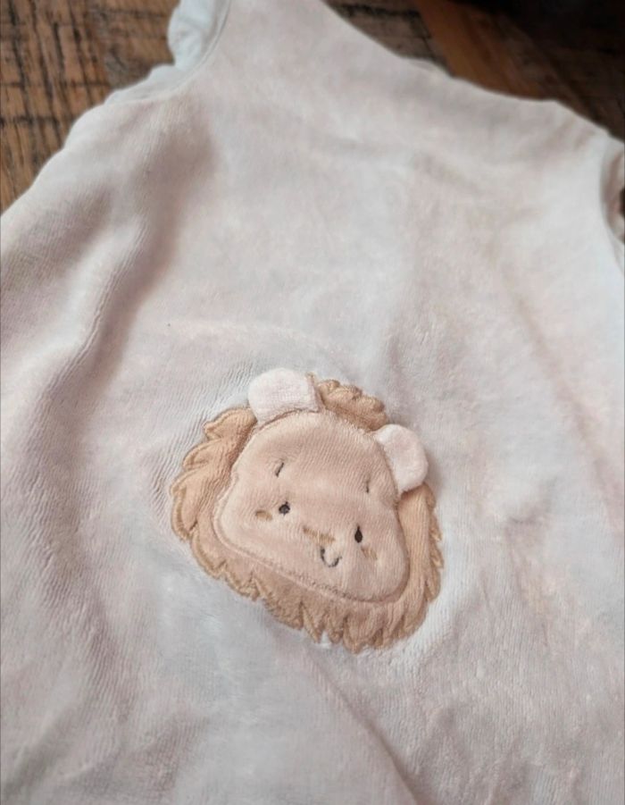 Pyjama 1 mois - photo numéro 3