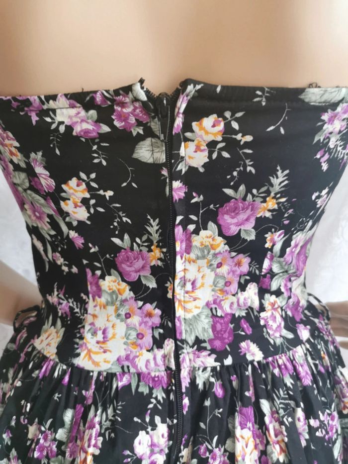 Robe. Noir Rose Taille 34. Ged London - photo numéro 7