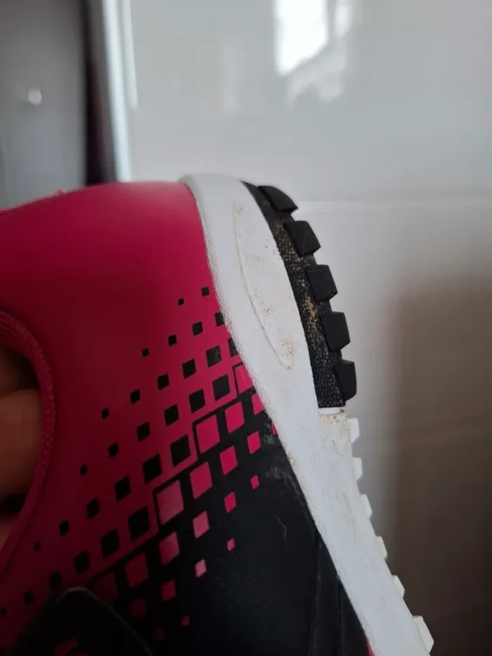 Baskets Athlétisme p36 noir et rose lacets scratchs - photo numéro 15