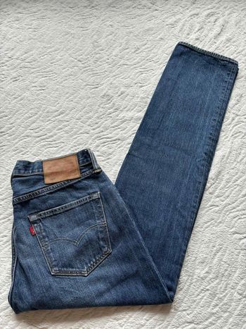 Jean Levi’s 501 bleu coupe straight droite fuselé taille M/40 W40 L32