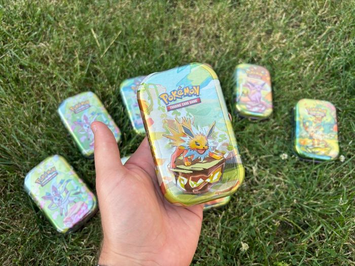 Mini tin Pokémon - Evolutions Primatiques - EV8.5