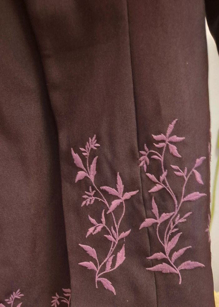 Ensemble robe et blazer prune broderies rose t 38 On est pas des anges très bon état - photo numéro 4