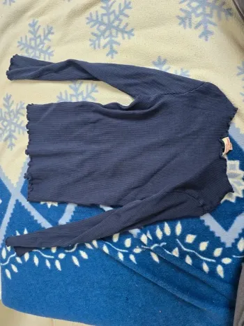 T-shirt en taille 8 ans de la marque DPAM en très bon état