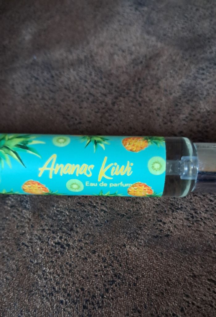 Parfum adopt Ananas - photo numéro 3