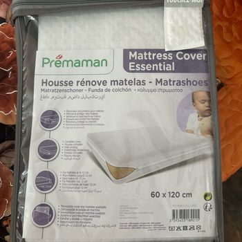 Housse matelas bébé