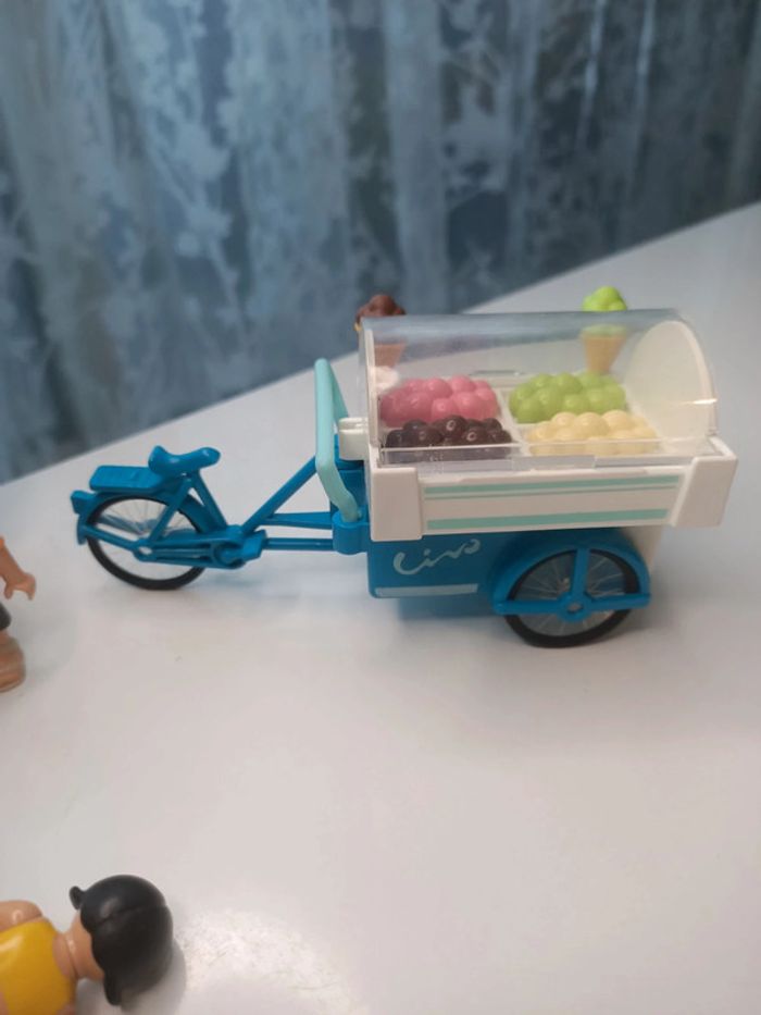 Playmobil le glacier avec 2 enfants - photo numéro 5