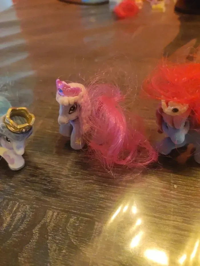 Figurines Filly Royale Swarovski (lot 13) - photo numéro 4