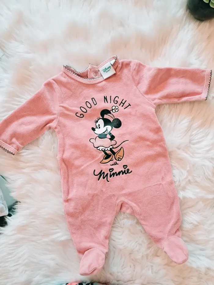 Lot pyjamas Disney - photo numéro 2
