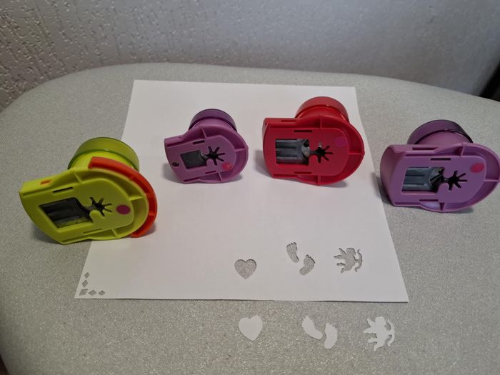 Lot de 4 belles perforatrices scrapbooking Maped comme neuves - photo numéro 4