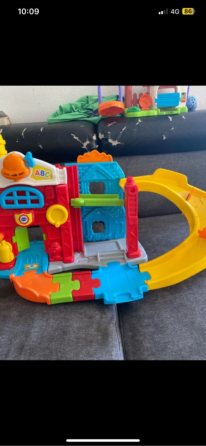 Circuit maxi caserne pompier Tut tut bolides Vtech - photo numéro 4