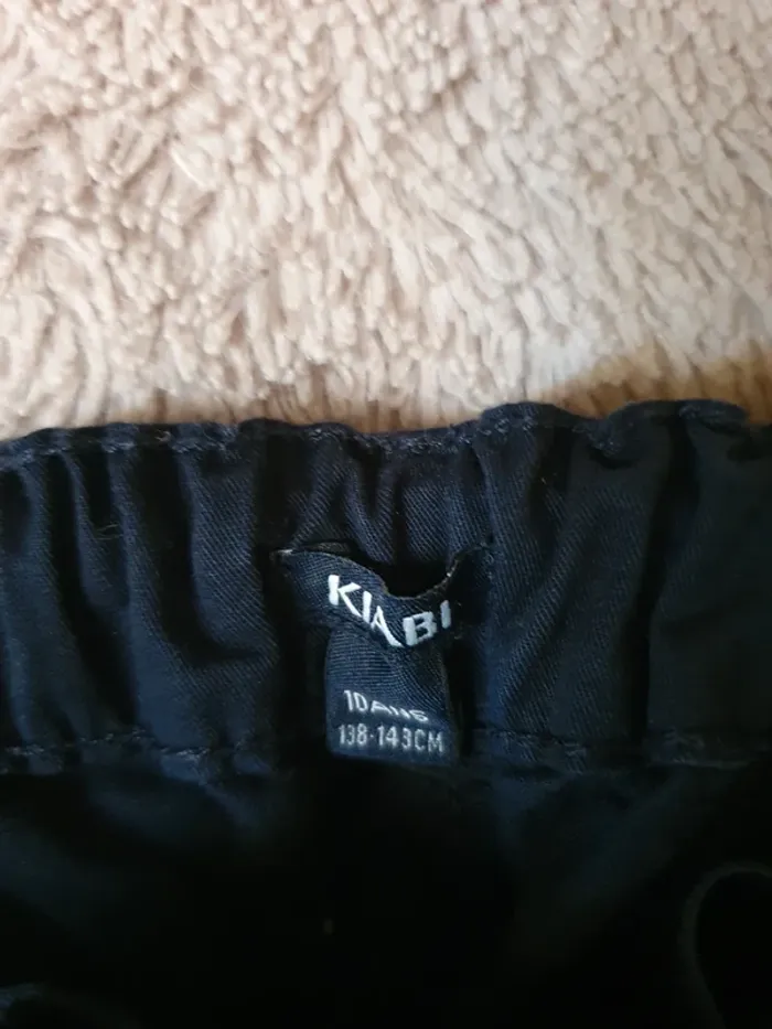 Short bleu marine Kiabi taille 10 ans - photo numéro 3