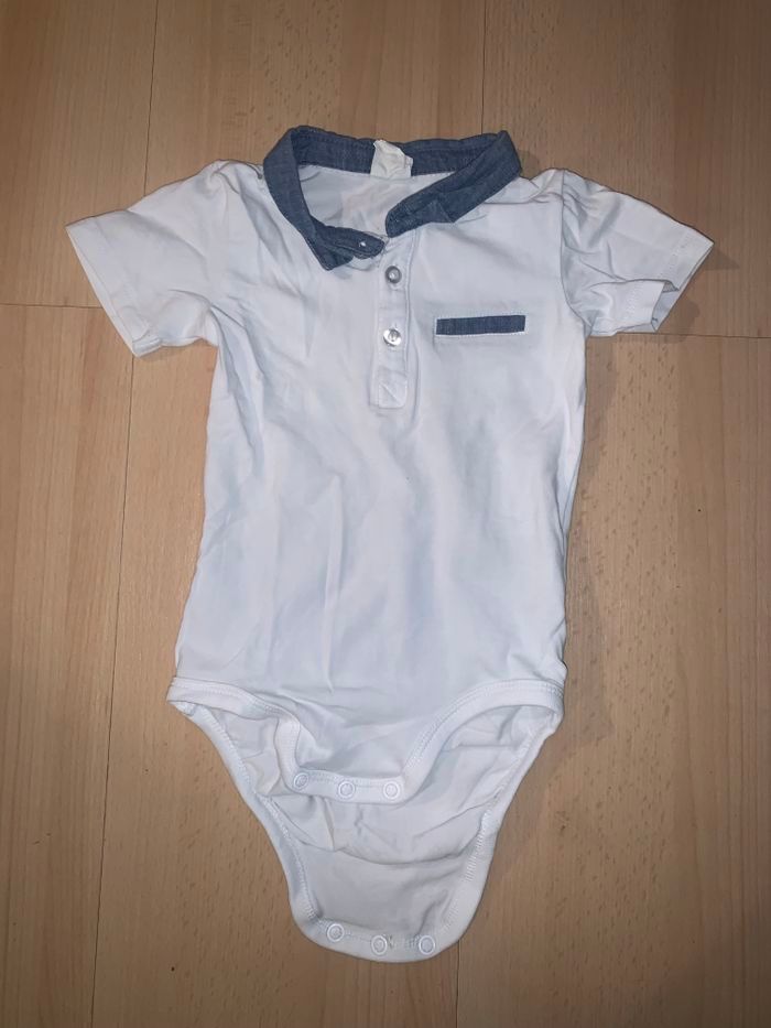 Bodie manches courtes à col