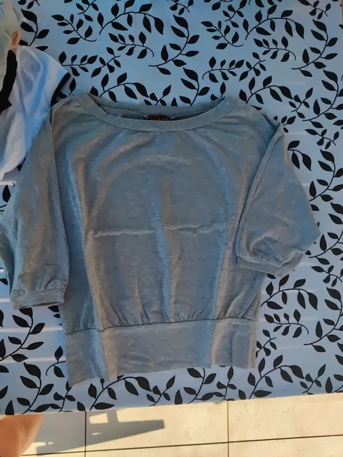 Lot de 10 tee shirts - photo numéro 2