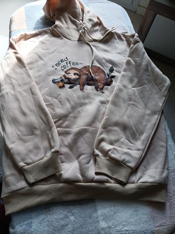 Pull  avec  capuche