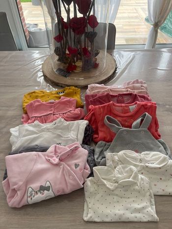 Lot vêtements 1 mois 