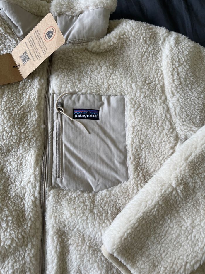 Polaire Patagonia beige taille M neuf avec étiquette - photo numéro 3