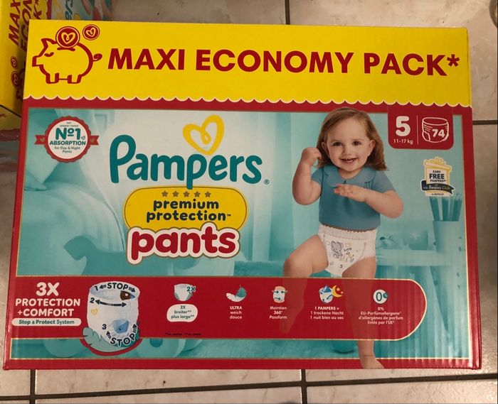 Lot de 148 couches culottes Pampers premium protection pants taille 5 neufs ds emballage - photo numéro 2