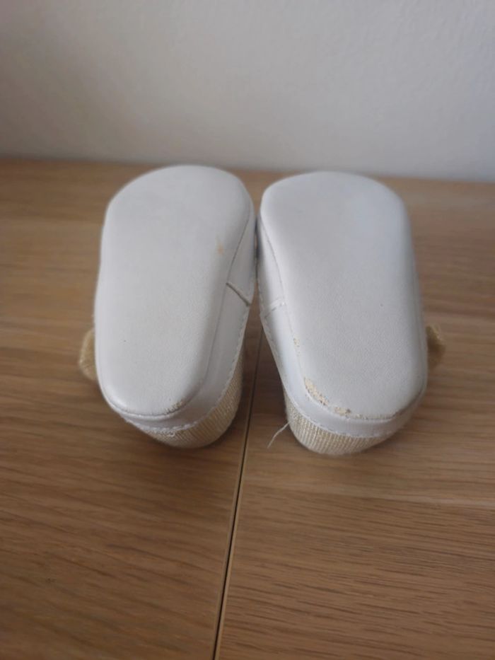 Chaussures argentées - photo numéro 3