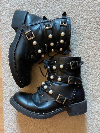 Bottines à perles