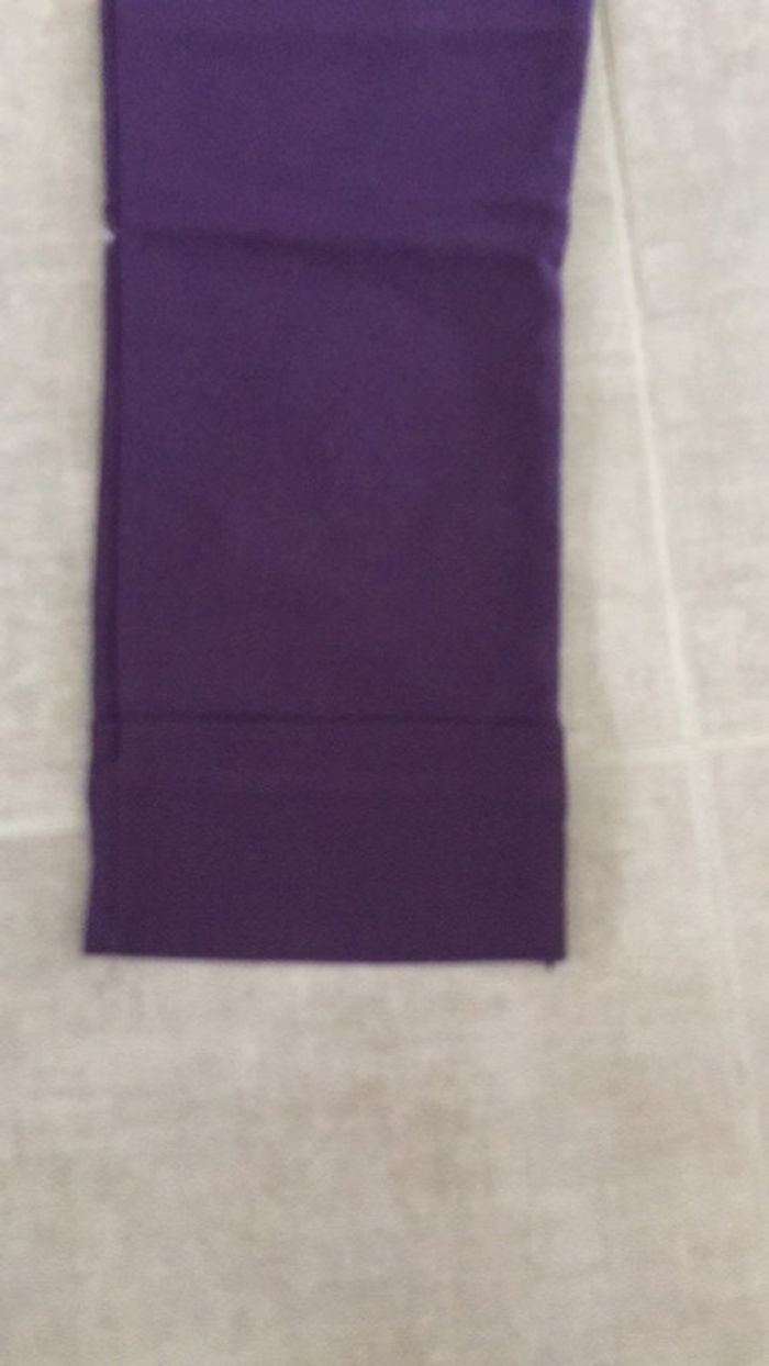 Pantalon violet matière elastane. - photo numéro 4