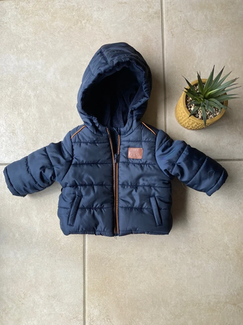 Doudoune hiver garçon taille 3 mois
