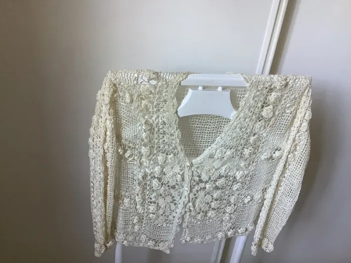 Cache cœur en crochet